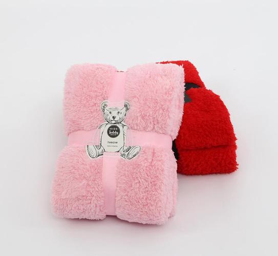  供应产品 常熟鑫美针纺织品 厂家批优质发羊羔绒小童毯